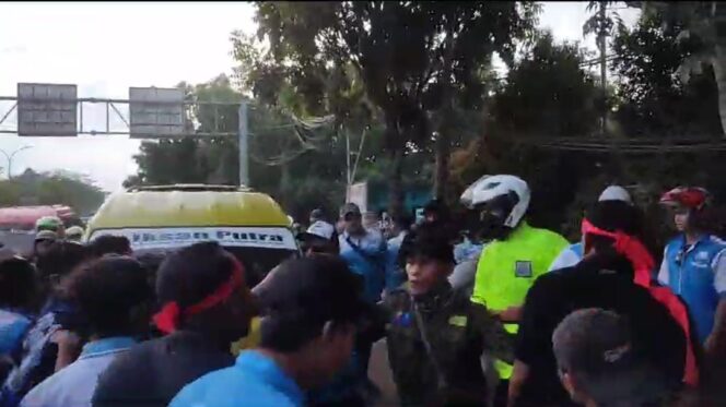 
					Didampingi Tim Kuasa Hukum, Jurnalis iNews Banten Jaringan MNC Portal Lapor Polisi