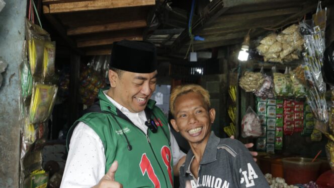 
					Aksi Calon DPD RI Gus Syaifuddin Blusukan Sapa Warga di Pasar Tradisional Kemayoran Dan Cempaka Putih Jakarta Pusat