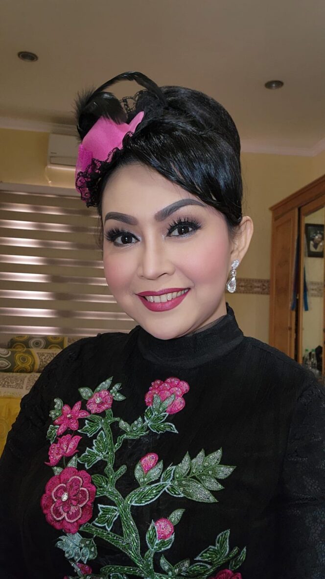 
					Ratna Listy Mengucapkan Selamat LAKONe di Monetes YouTube.