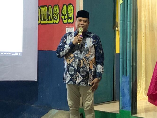 
					Sugandi Terpilih Secara Aklamasi sebagai Ketua Lembaga Musyawarah Kelurahan (LMK) RW 01 Ciganjur