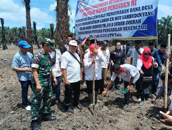 
					Kawal Prabowo-Gibran, PCO Keliling Bengkulu Bertemu Rakyat Sosialisasikan PHTC