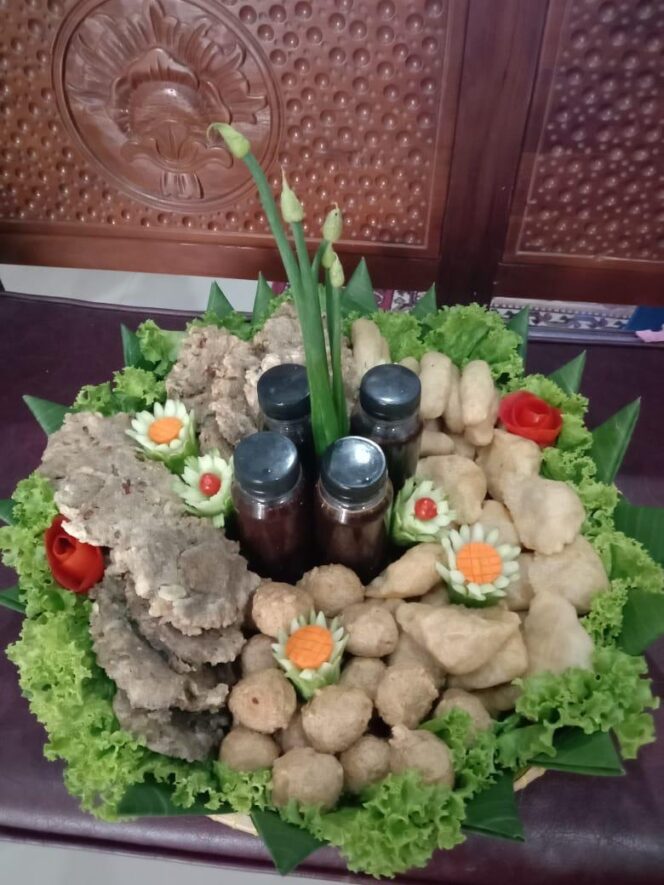 
					Pempek Dahsyat789 Hadirkan Rasa Asli Palembang di Bandung, Hadirkan Pengalaman Kuliner yang Autentik