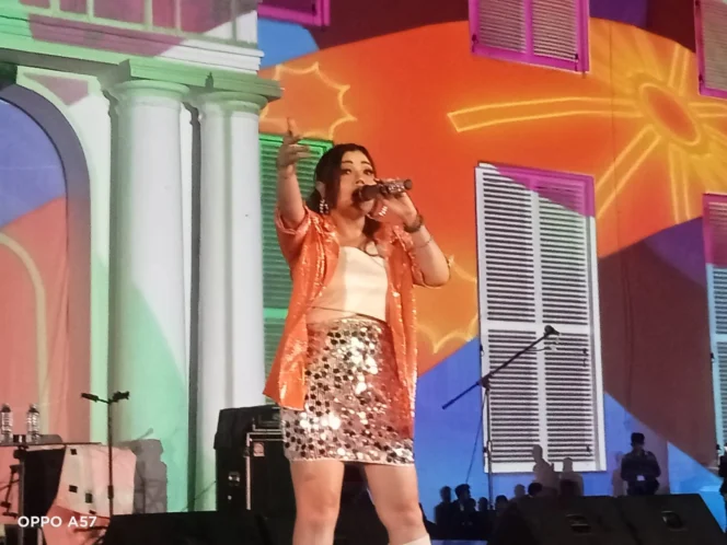 
					Seruni Bahar Meriahkan Jakarta Light Festival, Warnai Malam Tahun Baru 2026 di Kota Tua