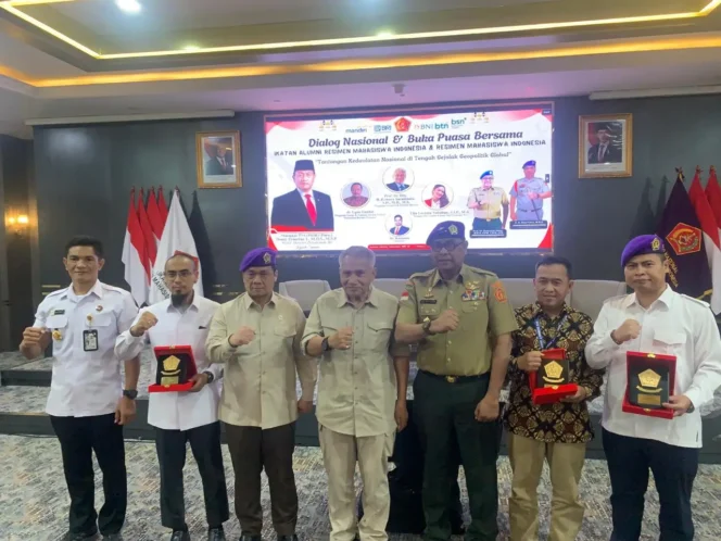 
					Gejolak Timur Tengah Uji Kedaulatan RI, IARMI Ingatkan Pentingnya Ketahanan Energi hingga Kesiapsiagaan Militer