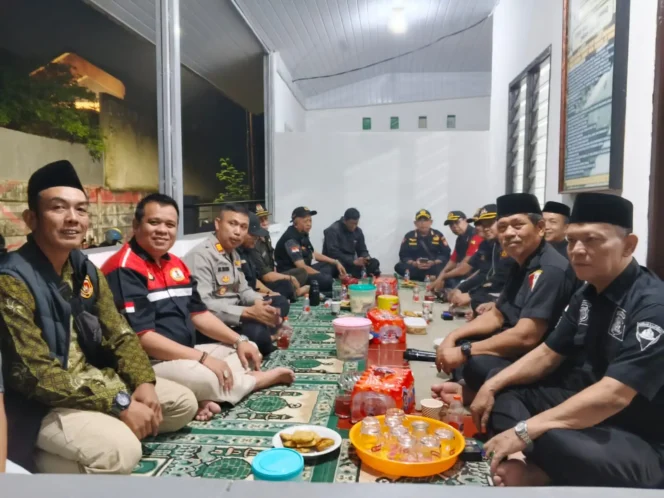 
					Pokdarkamtibmas Jagakarsa Matangkan Persiapan Pengukuhan, Perkuat Sinergi dengan Aparat
