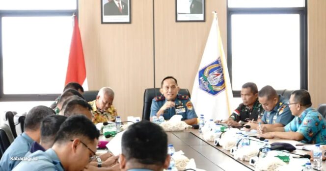 
					Pemprov Papsel Mantapkan Persiapan HUT Ke-81 RI di Stadion Katalpal